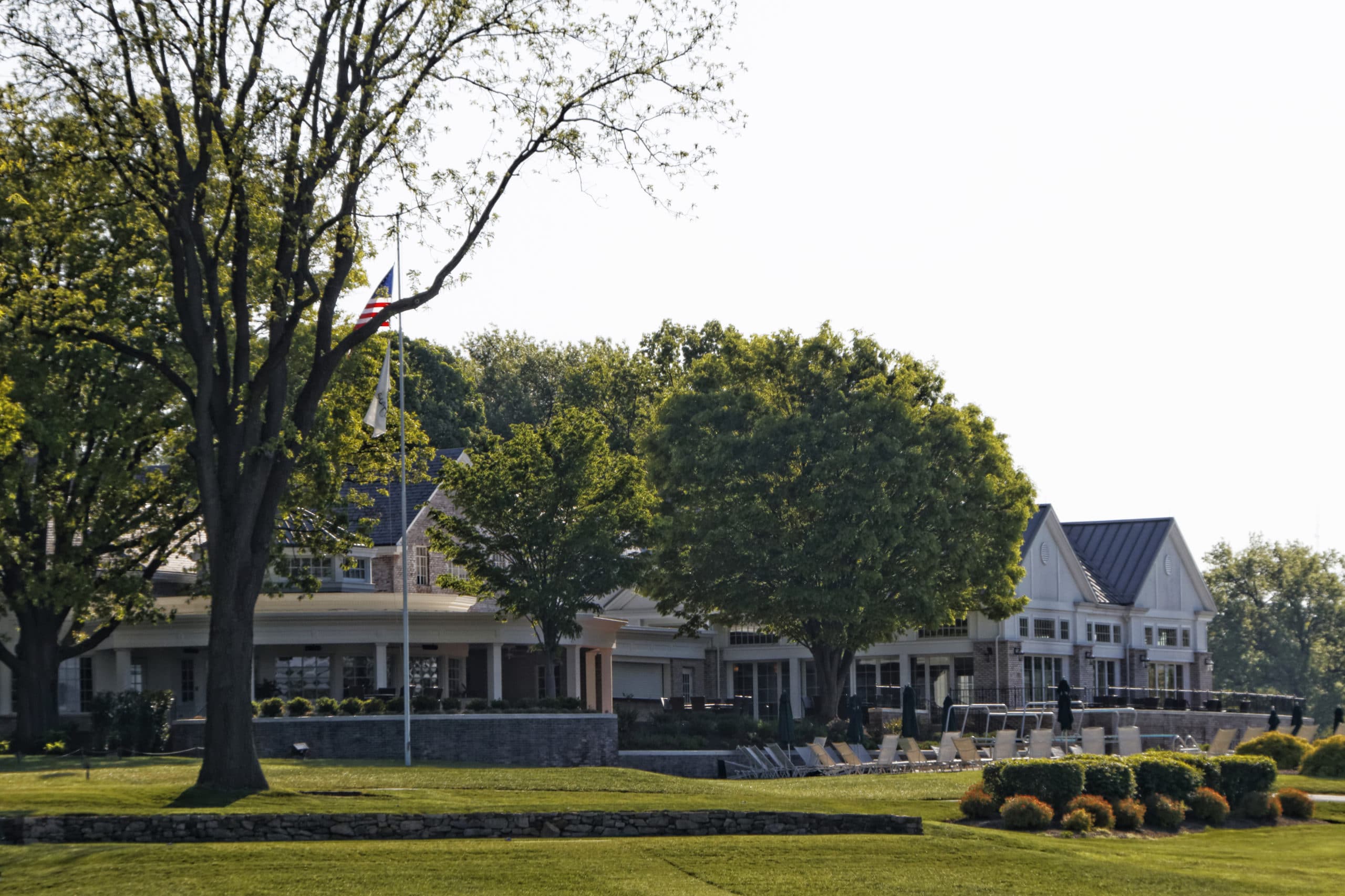 Lehigh Country Club - American Millwork and Cabinetry Inc.